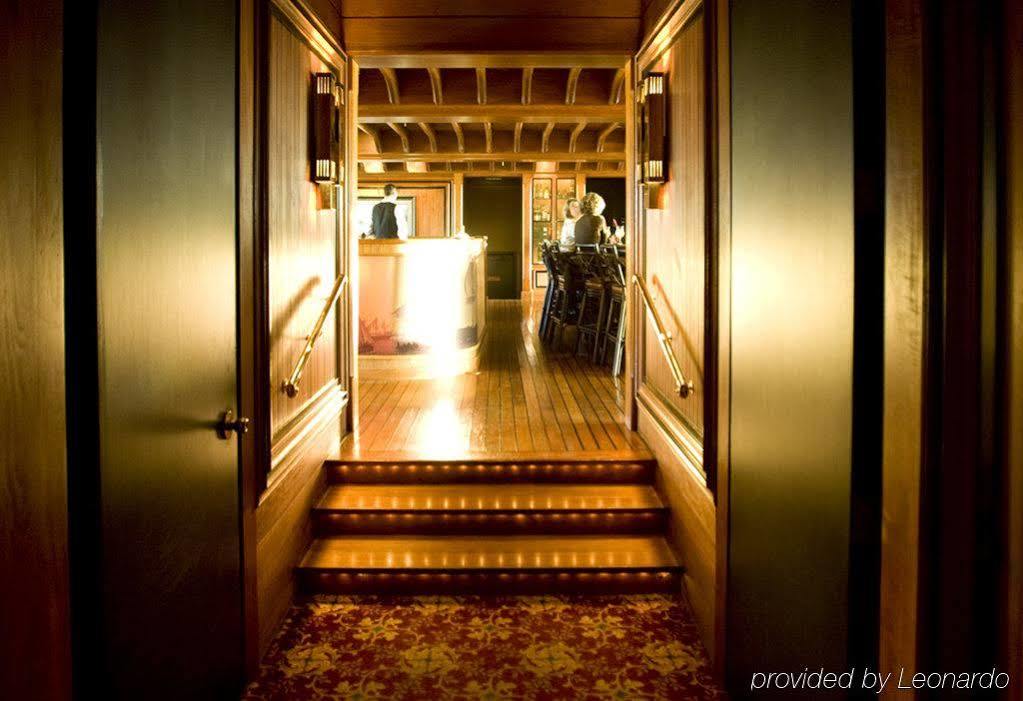 The Hotel Captain Cook Anchorage Exteriör bild